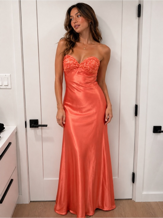 Laundry By Shelli Segal Dresses & Skirts - Laundry by Shelli Segal Silk Strapless Satin Coral Evening Dress - Size 8